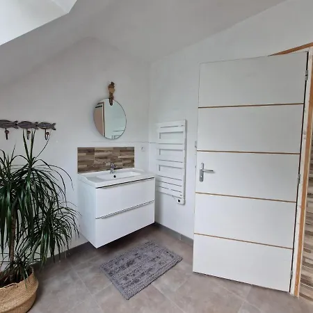 Comfortable In A Quiet Location In Holiday home